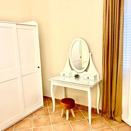 Artis Mare 4*