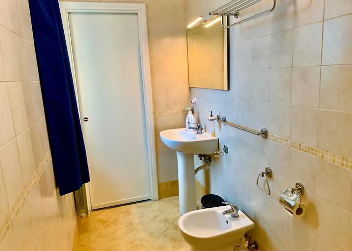 Artis Mare 4*