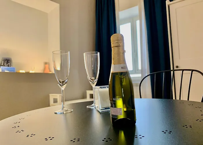 Alojamento de Acomodação e Pequeno-almoço Artis Mare 4*